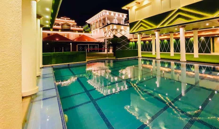 B8 Hotel Ченнаи Экстерьер фото