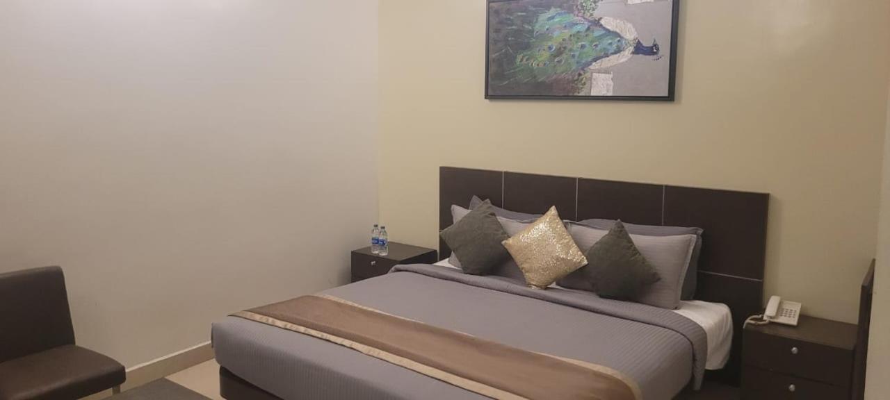 B8 Hotel Ченнаи Экстерьер фото